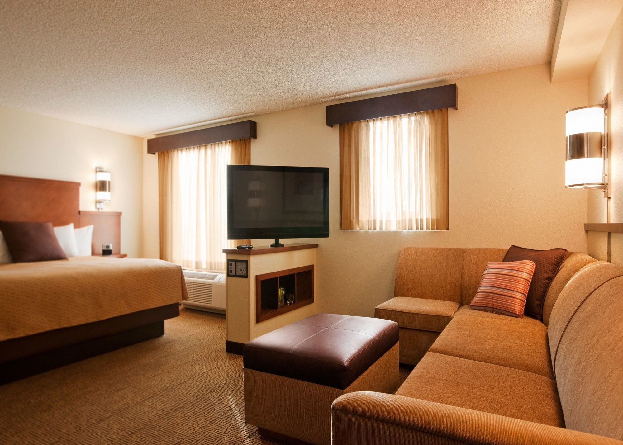 Hyatt Place Across From Universal Orlando Resort Экстерьер фото